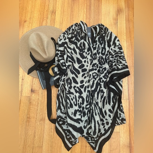 Vince Camuto Black White Leopard Gauze Kimono Top Border Print set - Picture 1 of 8
